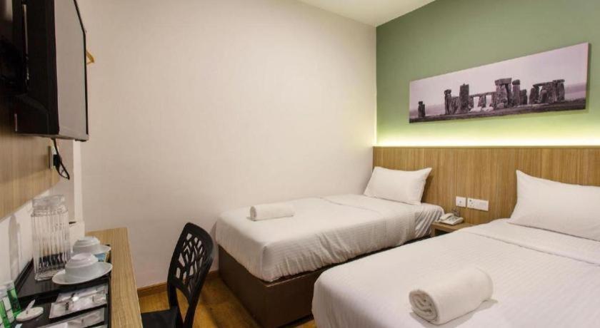 Hotel Insuna Джохор Бахру Екстериор снимка